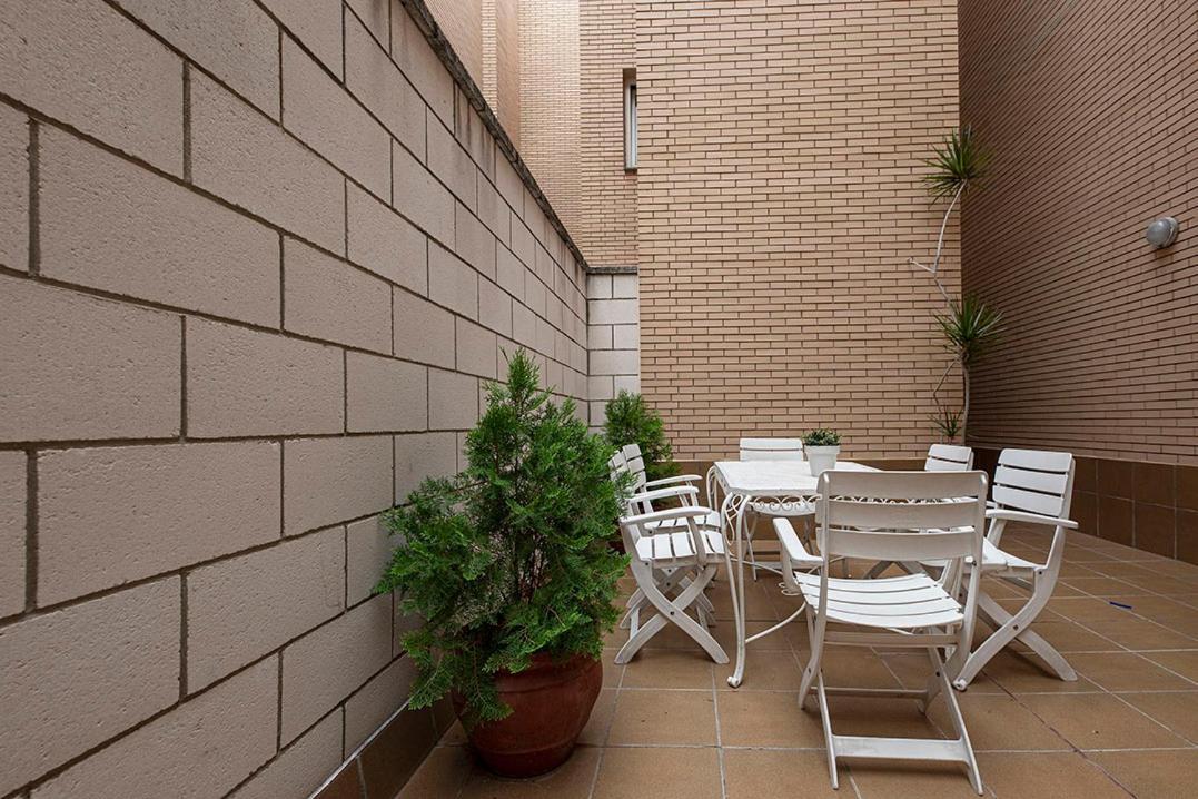 Tibula Sur Parking Apartment *
